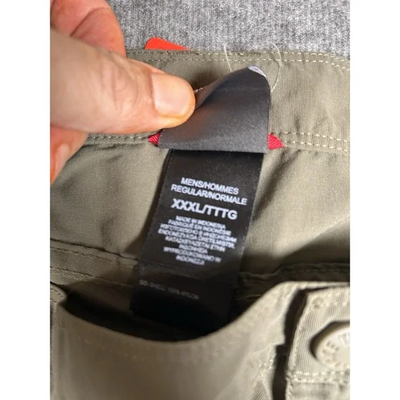 The North Face Belted‎ Cargo Shorts Size 3XL Army Green  44x10 Hiking Breathable - Picture 3 of 13